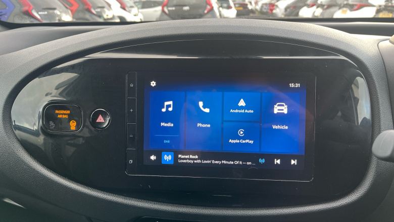 Toyota Aygo X 1.0 VVT-i Edge 5dr Petrol Hatchback